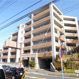 ベイヒルズ横浜大倉山 a