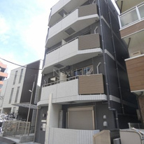 エストゥルースプラス川崎