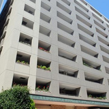 ライオンズステージ関内メダリオン